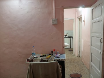 Furnished Amenities in 1 BHK Apartment at Roy Bhavan, Andheri East – for Rent