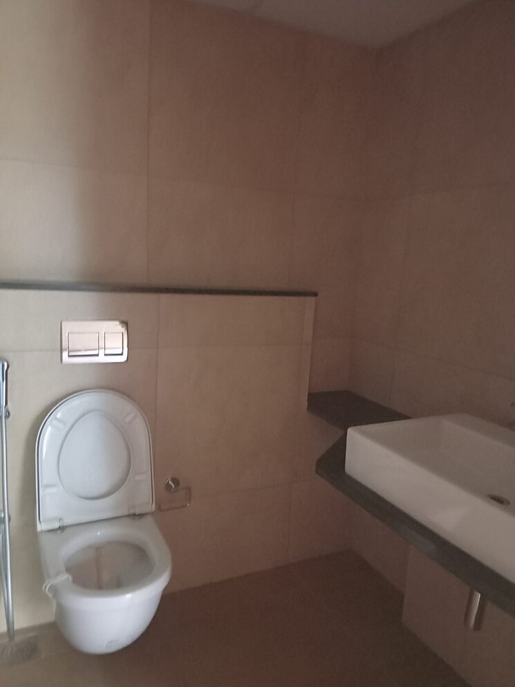 Bathroom, brigade-woods 3 Bedroom 1695 Sq.Ft. Apartment In Whitefield Bangalore 9507220