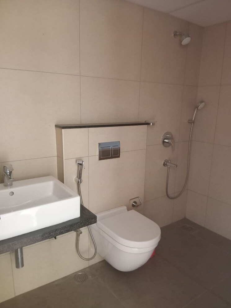 Bathroom, brigade-woods 3 Bedroom 1695 Sq.Ft. Apartment In Whitefield Bangalore 9507220