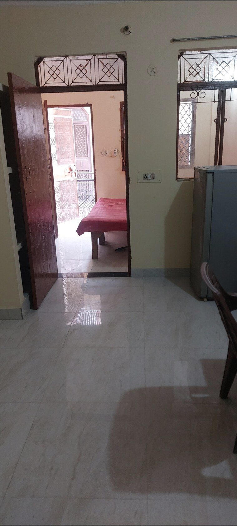 Room, aadharshila-apartment 1 Bedroom 350 Sq.Ft. Apartment In Sarita Vihar Delhi 9507233