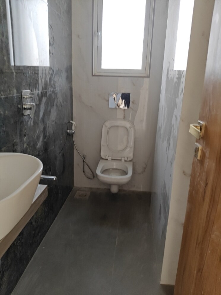 Bathroom, chembur 2 Bedroom 625 Sq.Ft. Apartment In Chembur Mumbai 9507243