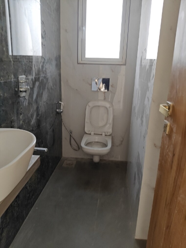 Bathroom, chembur 2 Bedroom 625 Sq.Ft. Apartment In Chembur Mumbai 9507243