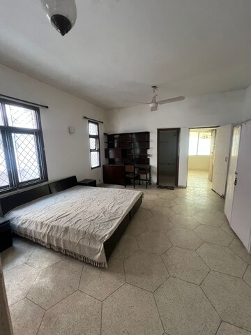 1 RK Builder Floor For Rent in Greater Kailash I