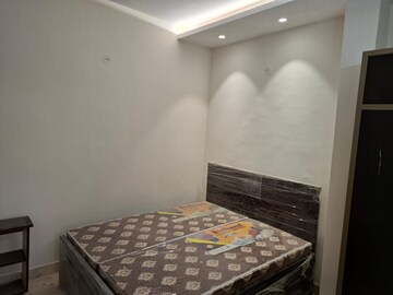 Bedroom in 1 BHK Builder Floor at Vastu Apartments, Sector 55 – for Rent