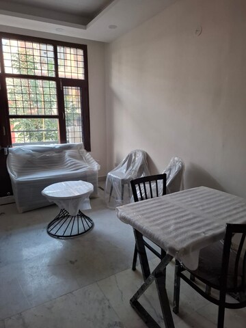 Staircase in 1 BHK Builder Floor at Vastu Apartments, Sector 55 – for Rent