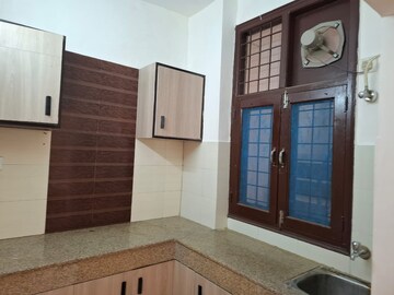 Room in 1 BHK Builder Floor at Vastu Apartments, Sector 55 – for Rent