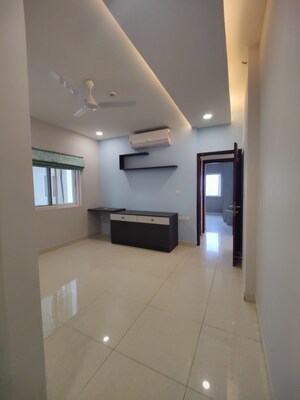 Room in 3 BHK Apartment at Prestige High Fields, Gachibowli – for Rent