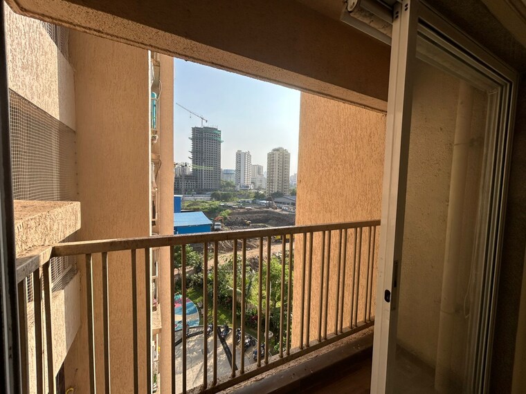 Balcony, puranik-pratah-pushp 2 Bedroom 640 Sq.Ft. Apartment In Ghodbunder Road Thane 9507261