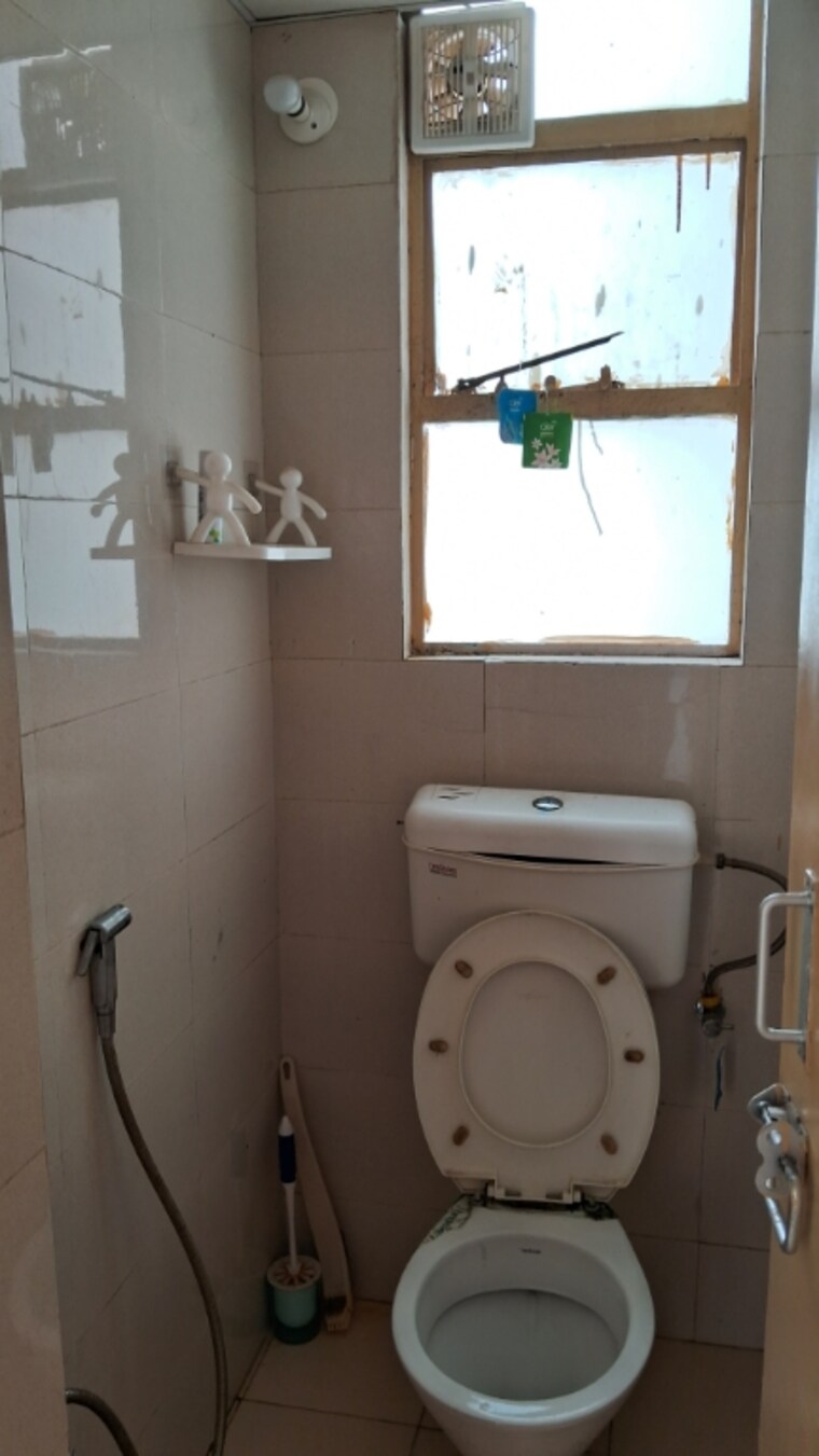 Bathroom, lotus-homz 1 Bedroom 476 Sq.Ft. Apartment In Sector 111 Gurgaon 9507289