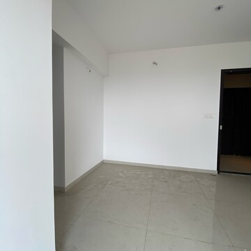 Room in 1 BHK Apartment at Lodha Palava Downtown, Taloja Bypass Road – for Rent