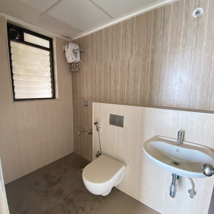 Bathroom, lodha-palava-downtown 1 Bedroom 475 Sq.Ft. Apartment In Taloja Bypass Road Thane 9507282