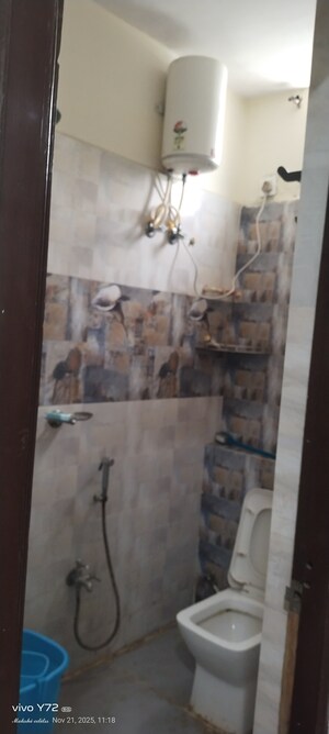 Furnished Amenities in 3 BHK Apartment at Pavani Laxmi Nivas, Madhapur – for Rent