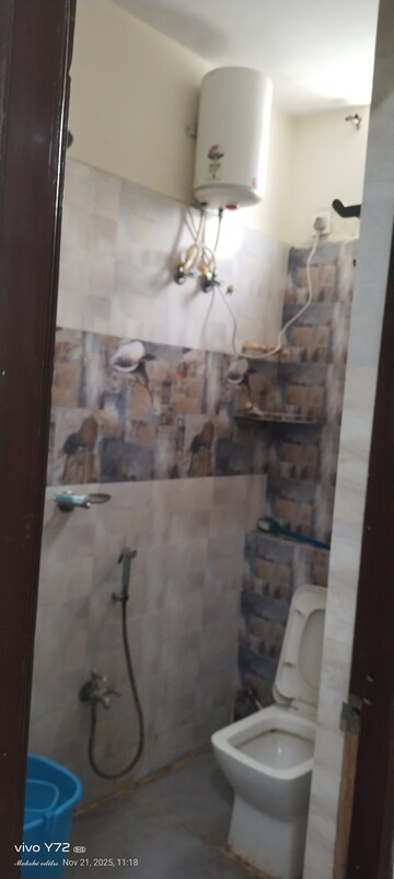 Furnished Amenities in 3 BHK Apartment at Pavani Laxmi Nivas, Madhapur – for Rent