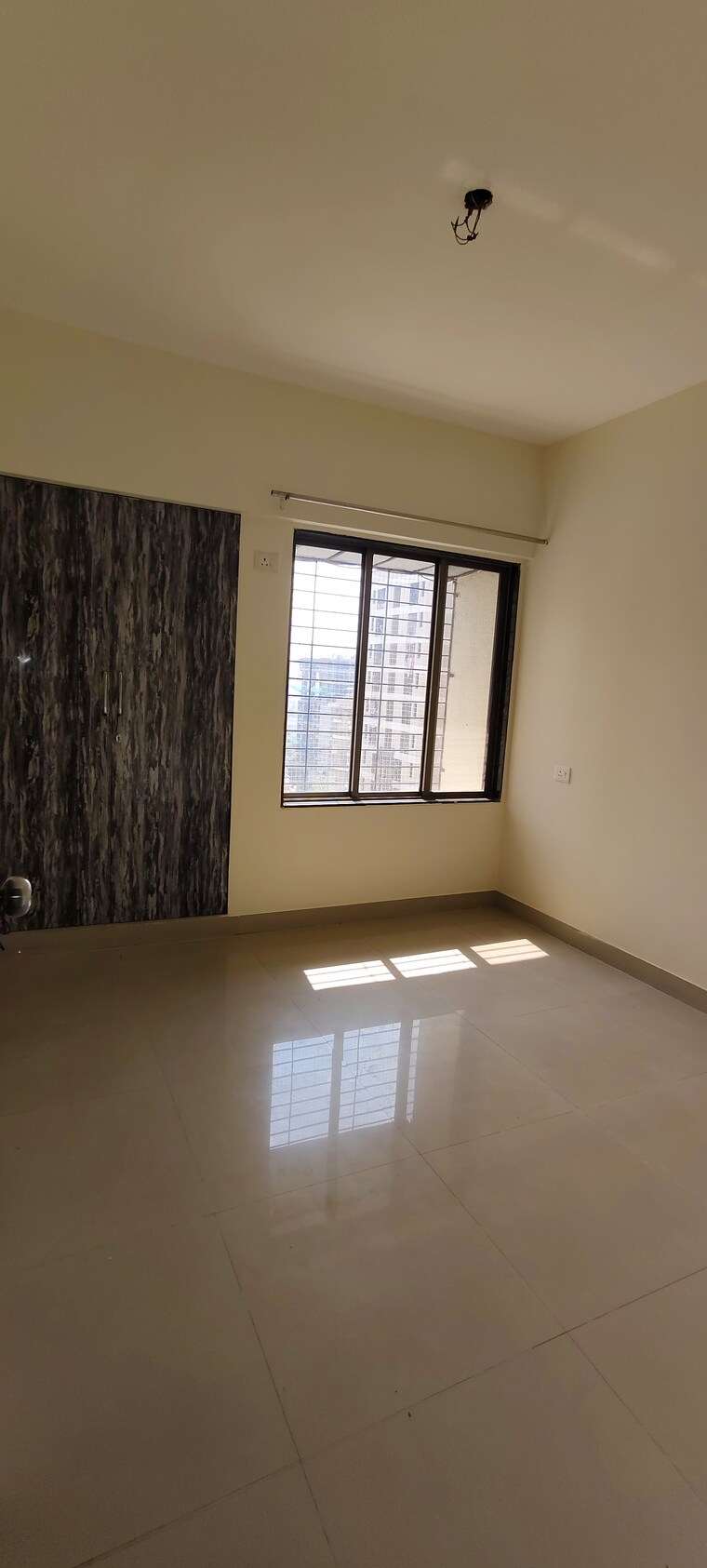 Bedroom, hubtown-gardenia 2 Bedroom 930 Sq.Ft. Apartment In Mira Road Thane 9507318
