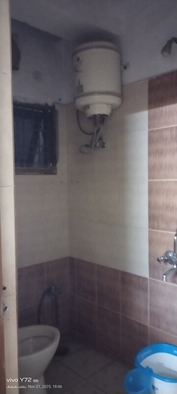 Room in 2 BHK Apartment at Pavani Laxmi Nivas, Madhapur – for Rent