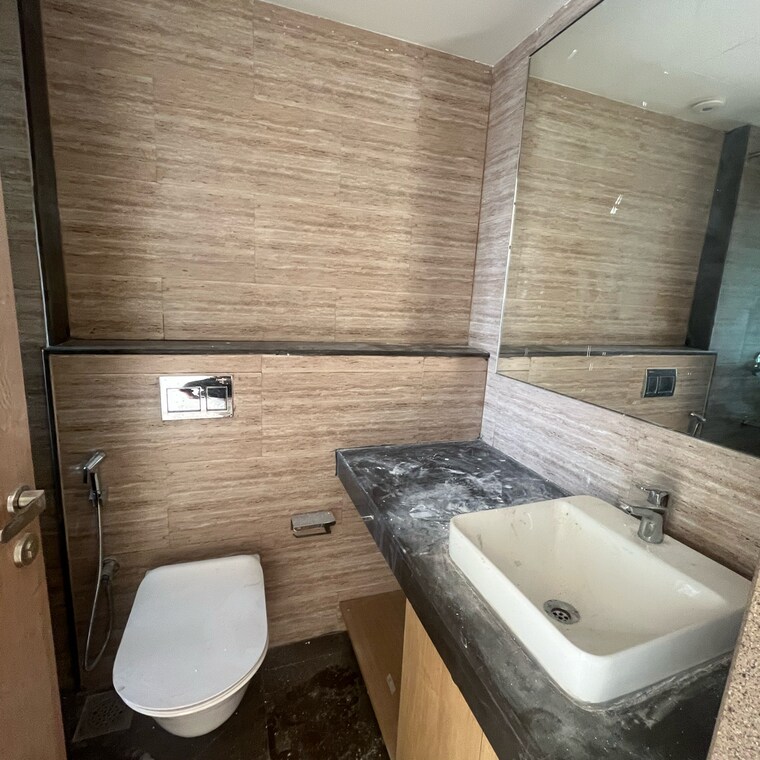 Bathroom, lodha-woods 4 Bedroom 1511 Sq.Ft. Apartment In Lokhandwala Mumbai 9507317