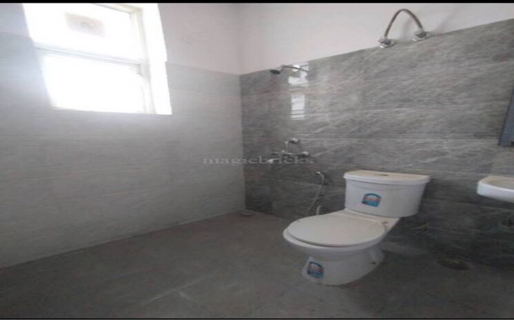 Bathroom, sector 84 3 Bedroom 1650 Sq.Ft. Builder Floor In Sector 84 Gurgaon 8872540