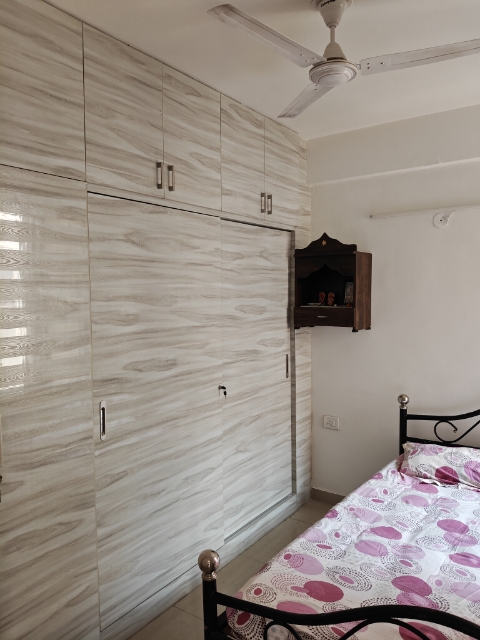 2 BHK + Pooja Room Apartment For Sale in Shree Vardhman Green Court