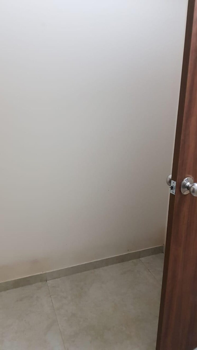 Other, lodha-amara 1.5 Bedroom 580 Sq.Ft. Apartment In Kolshet Road Thane 9507418