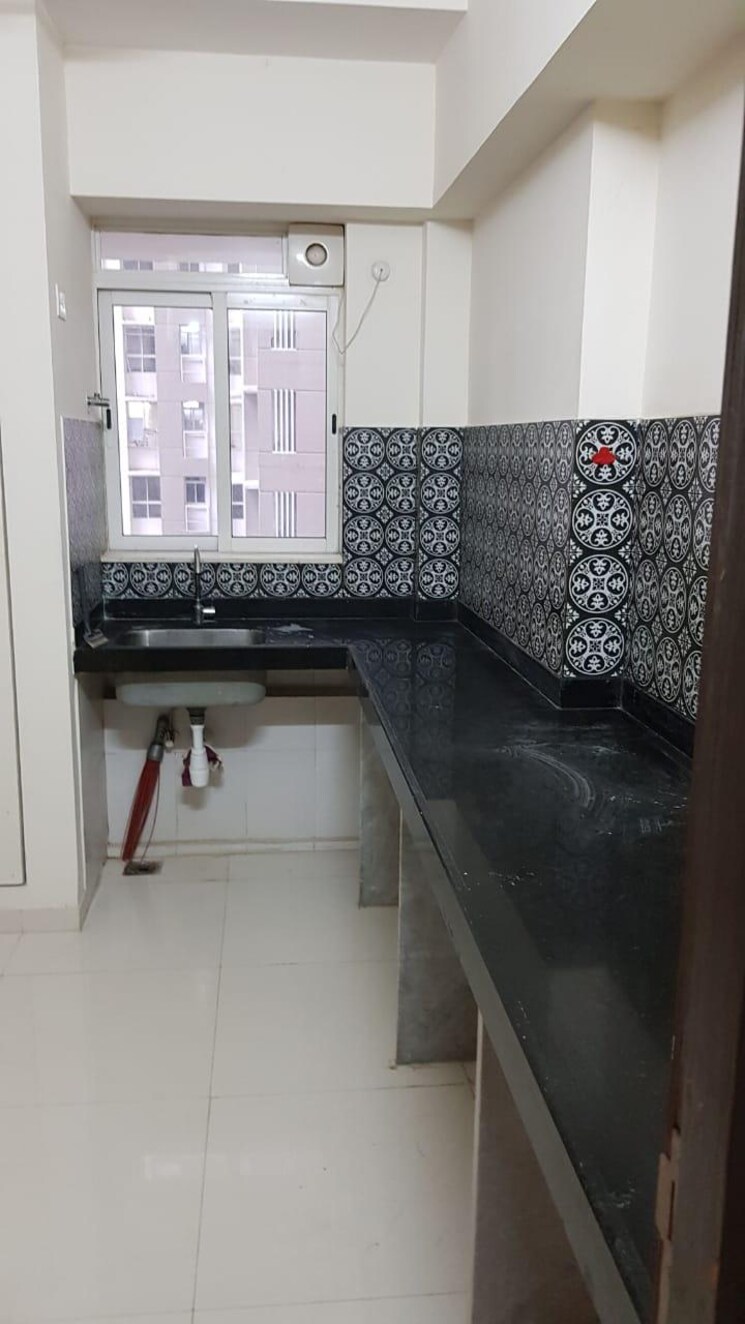 Kitchen, lodha-amara 1.5 Bedroom 580 Sq.Ft. Apartment In Kolshet Road Thane 9507418