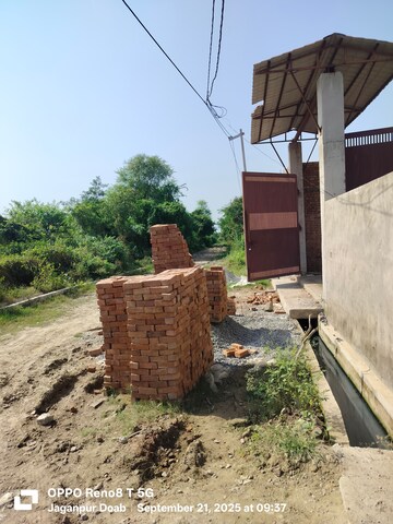  Plot – Exterior View View at Sector 27 Yamuna Expressway - for Sale