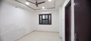 Room in 2 BHK Apartment at Mowa – for Rent