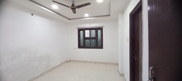 Room in 2 BHK Apartment at Mowa – for Rent