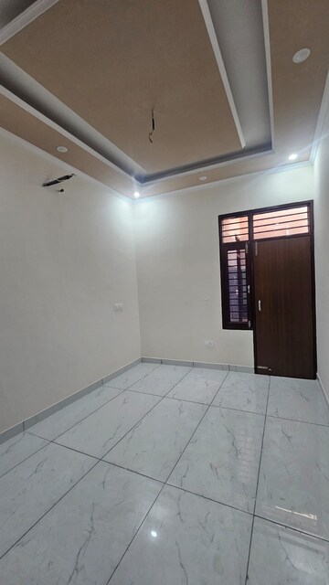 Room in 2 BHK Independent House at Shiva Enclave Zirakpur, Patiala Road – for Rent