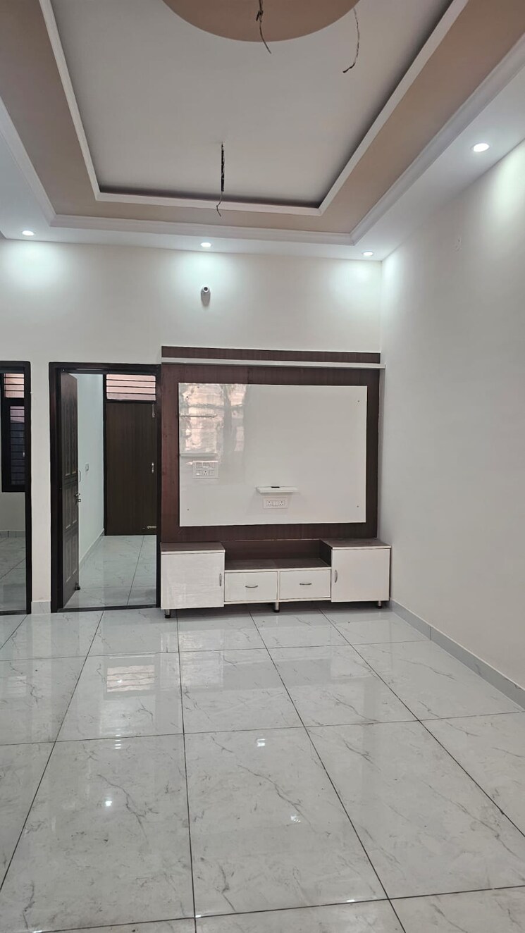 Room, shiva-enclave-zirakpur 2 Bedroom 115 Sq.Ft. Independent House In Patiala Road Zirakpur 9507537