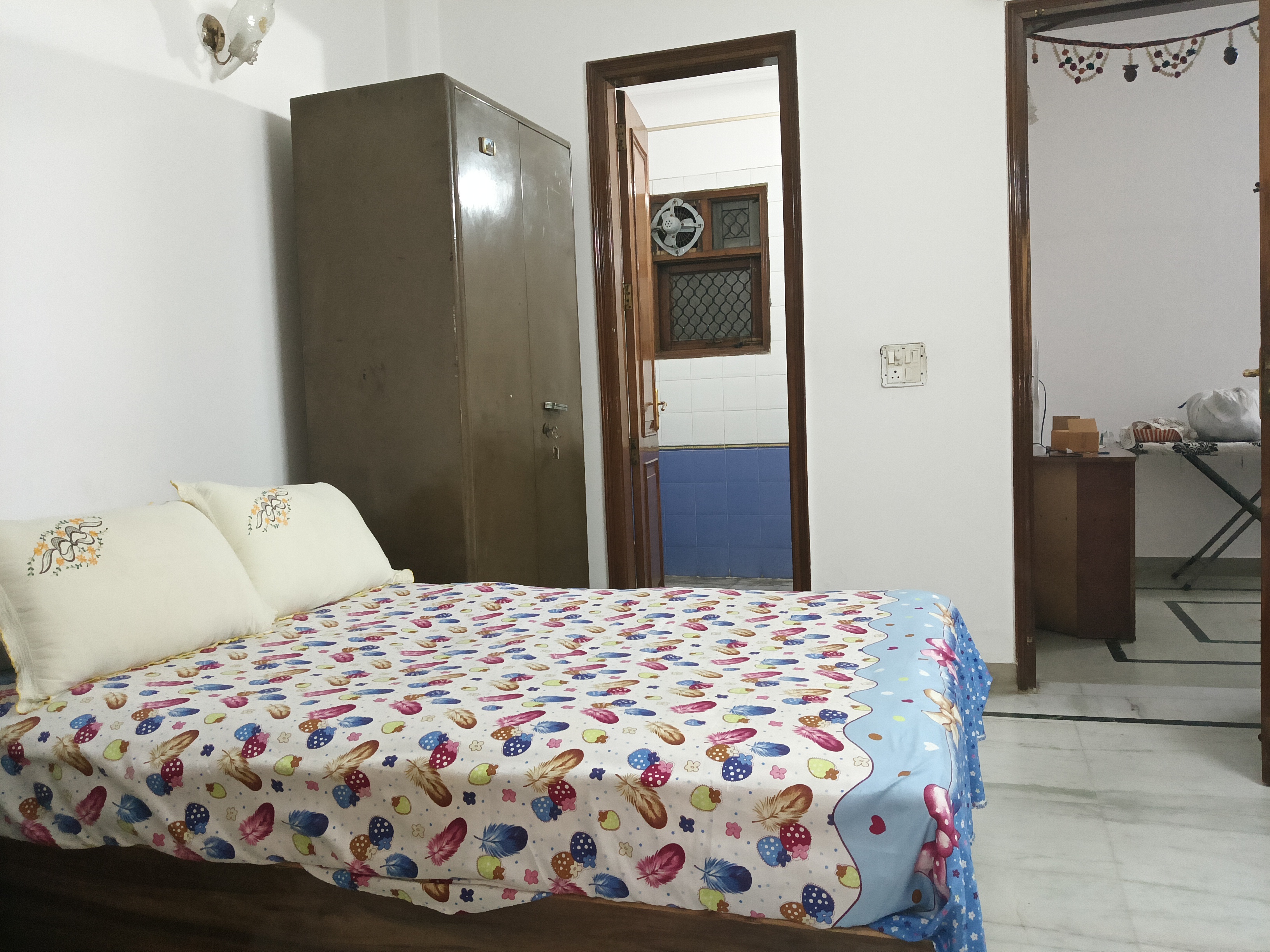 3 BHK + Servant Room Builder Floor For Rent in Kailash Colony