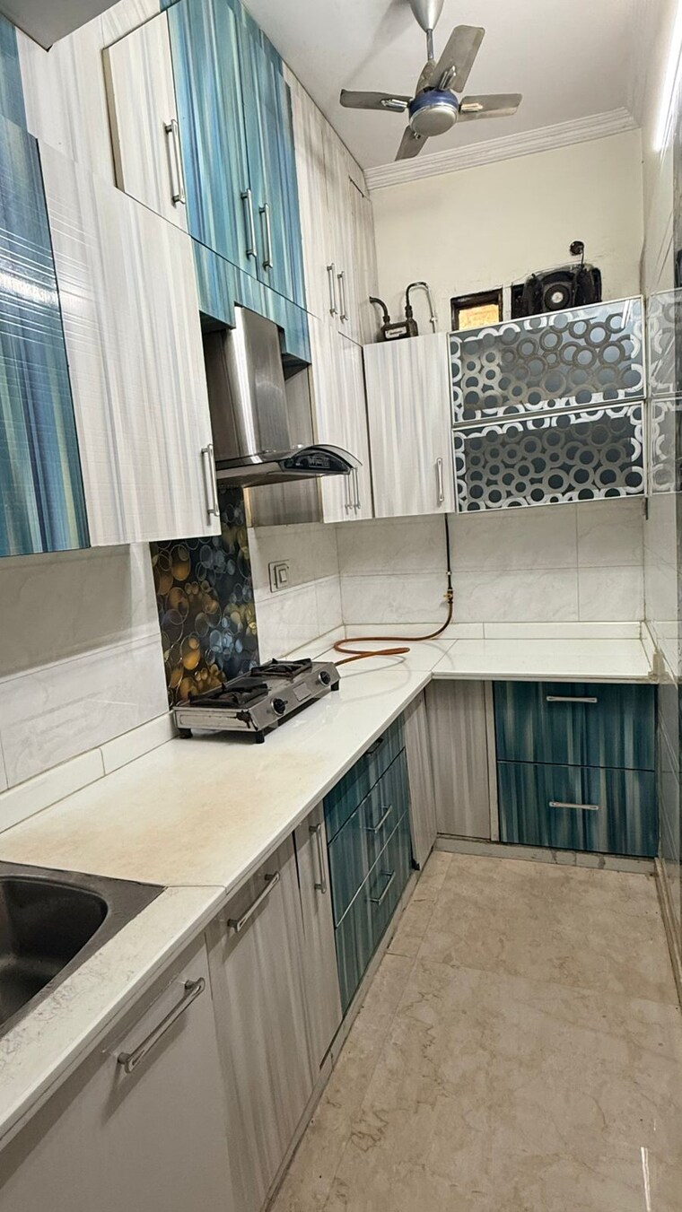 Kitchen, pitampura 2 Bedroom 1000 Sq.Ft. Builder Floor In Pitampura Delhi 9507552