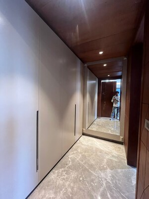 Room in 4 BHK Builder Floor at Ansal Sushant Lok I, Sector 43 – for Rent