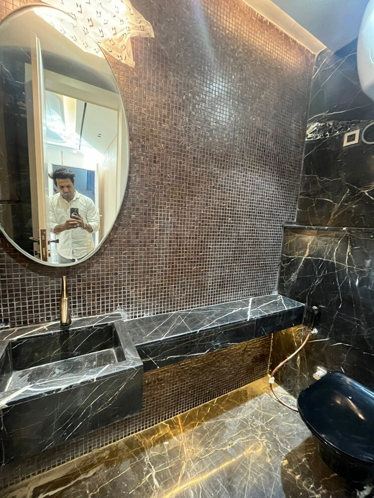 Bathroom, ansal-sushant-lok-i 4 Bedroom 360 Sq.Ft. Builder Floor In Sector 43 Gurgaon 9507562