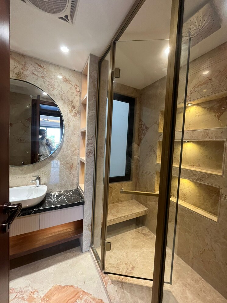 Bathroom, ansal-sushant-lok-i 4 Bedroom 360 Sq.Ft. Builder Floor In Sector 43 Gurgaon 9507562