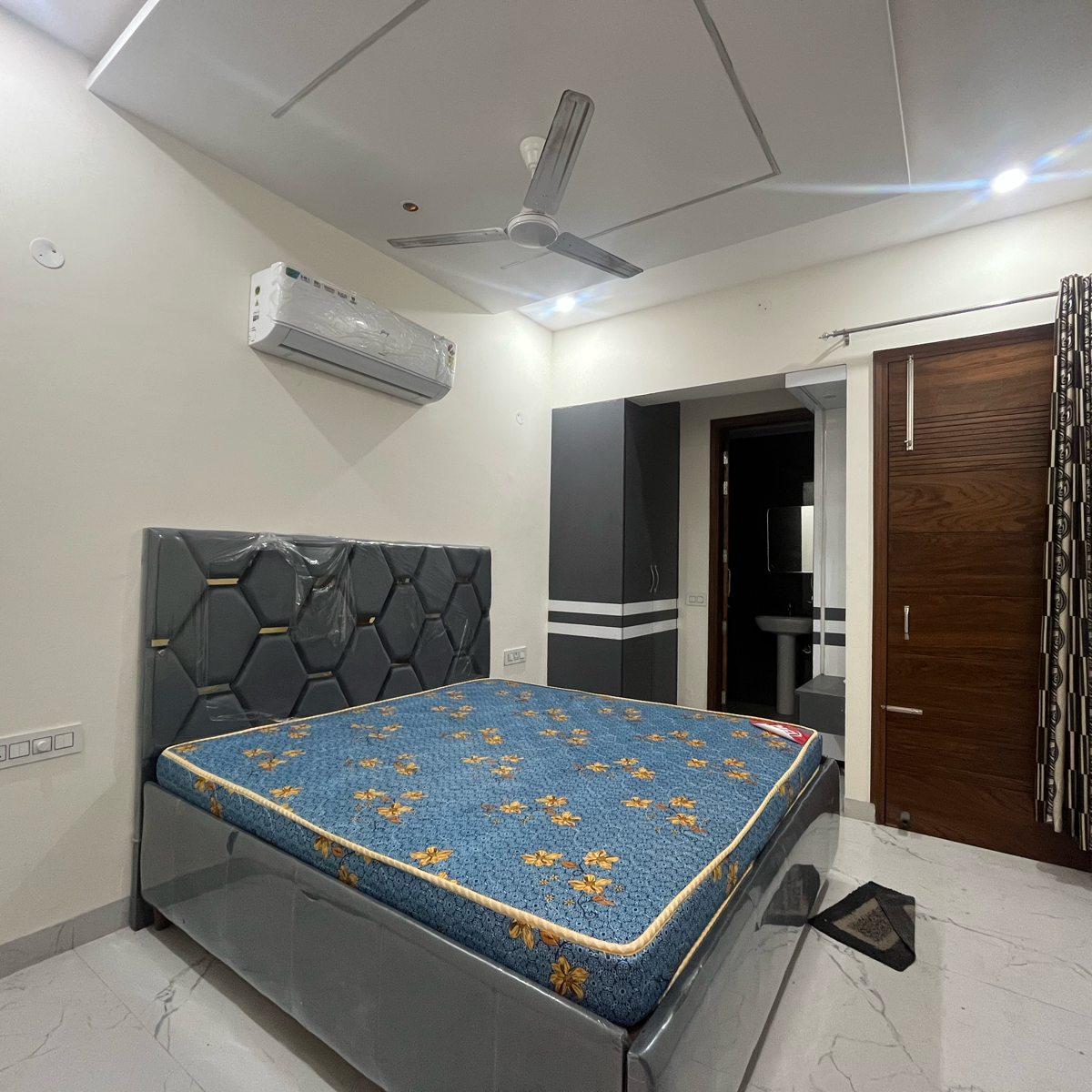 2 BHK Builder Floor For Rent in Itcity 66b