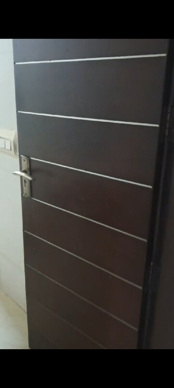 Furnished Amenities in 3 BHK Builder Floor at Pitampura – for Rent