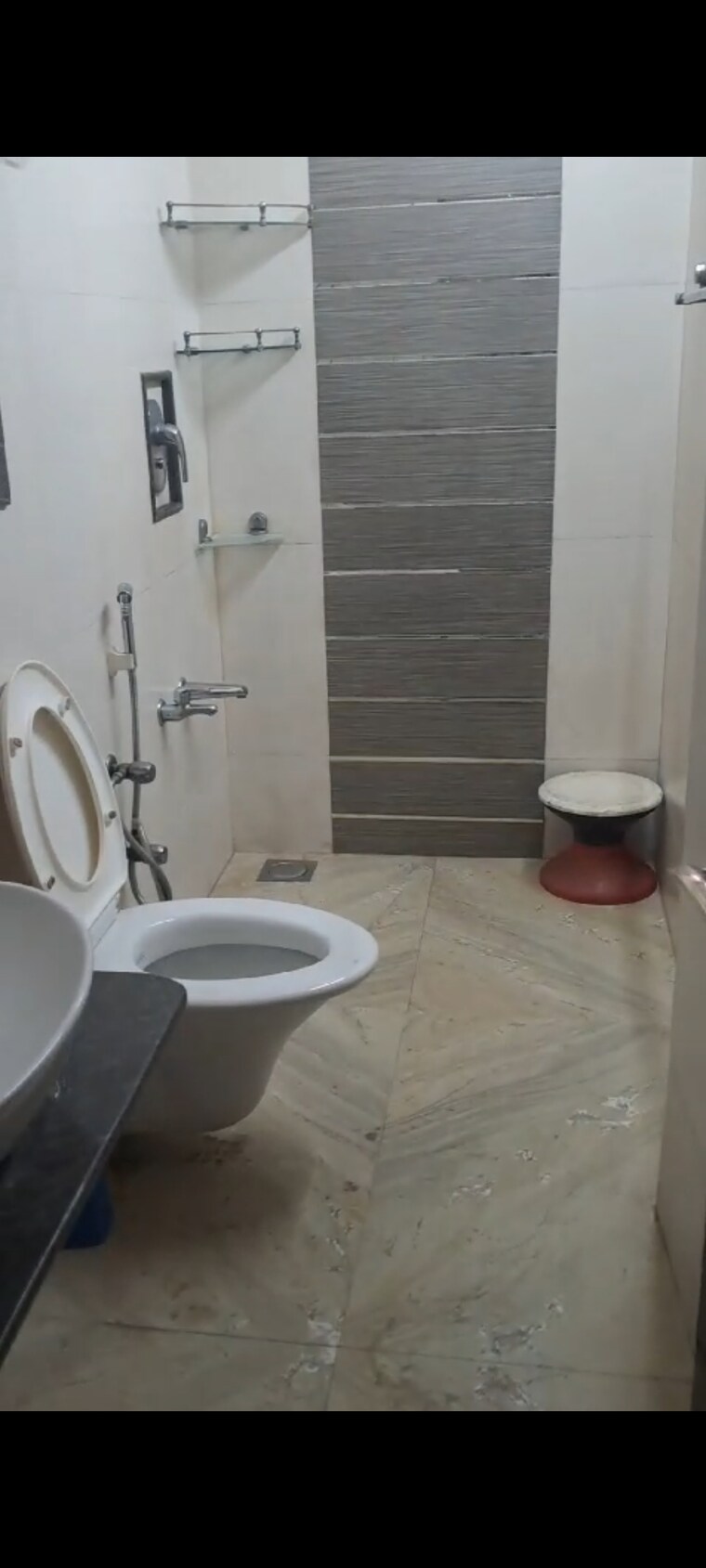 Bathroom, pitampura 3 Bedroom 1500 Sq.Ft. Builder Floor In Pitampura Delhi 9507585