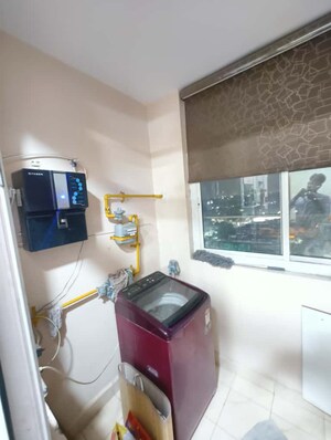 Furnished Amenities in 2 BHK Apartment at Amrapali Silicon City, Sector 76 – for Rent