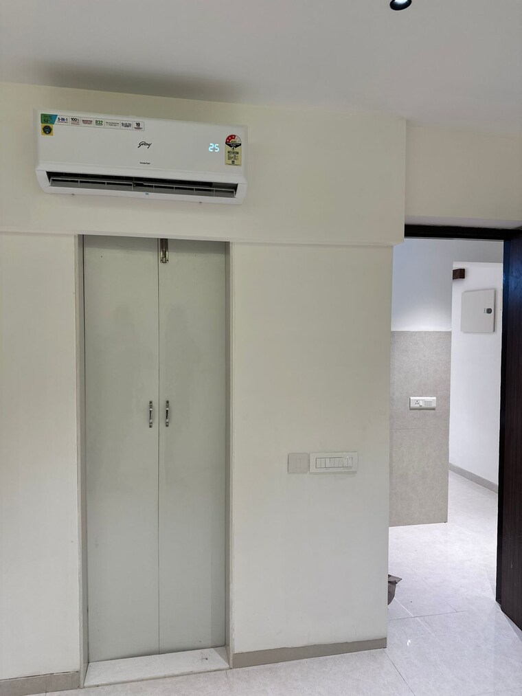 undefined, gurukrupa-vyom 2 Bedroom 1000 Sq.Ft. Apartment In Juhu Mumbai 9507662