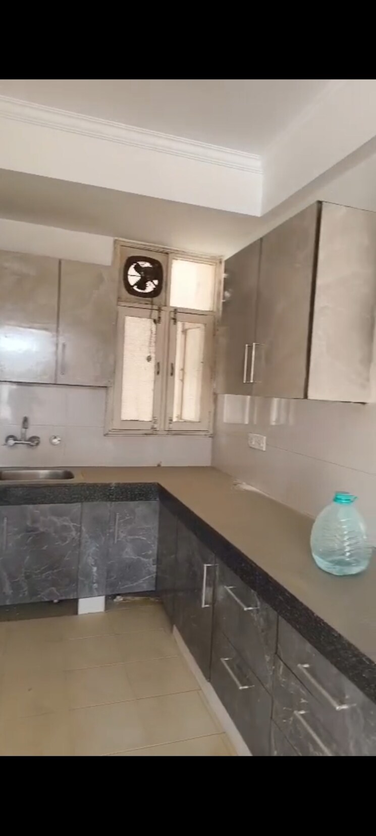 Kitchen, city-heights 3 Bedroom 1800 Sq.Ft. Apartment In Sector 39 Gurgaon 9507652