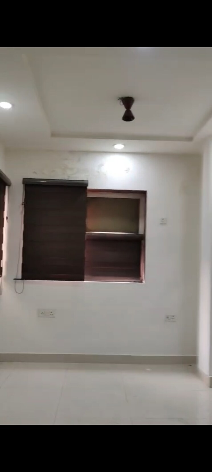 undefined, pitampura 3 Bedroom 1500 Sq.Ft. Builder Floor In Pitampura Delhi 9507661