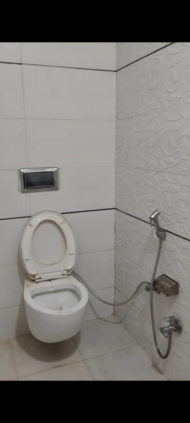 Bathroom, pitampura 3 Bedroom 1500 Sq.Ft. Builder Floor In Pitampura Delhi 9507661