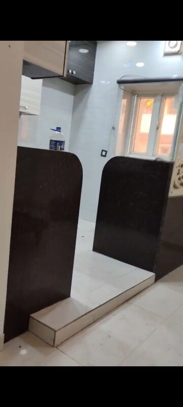 Furnished Amenities in 3 BHK Builder Floor at Pitampura – for Rent