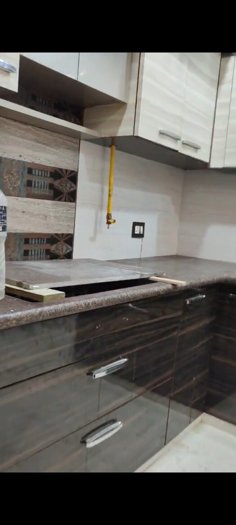 Kitchen, pitampura 3 Bedroom 1500 Sq.Ft. Builder Floor In Pitampura Delhi 9507661