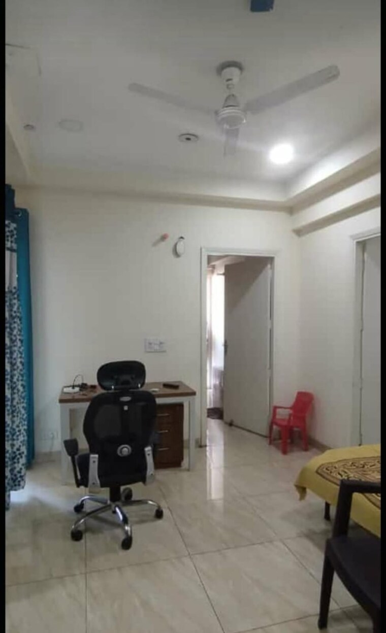 Bathroom, gaur-city-2-14th-avenue 2 Bedroom 855 Sq.Ft. Apartment In Sector 16c Greater Noida Greater Noida 9507670