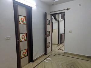 Room in 1 BHK Builder Floor at Rohini Sector 16 – for Rent