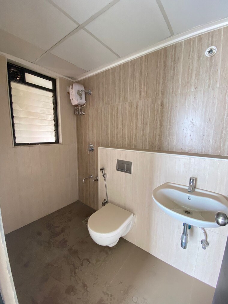 Bathroom, lodha-palava-downtown 1 Bedroom 475 Sq.Ft. Apartment In Dombivli East Thane 9507706