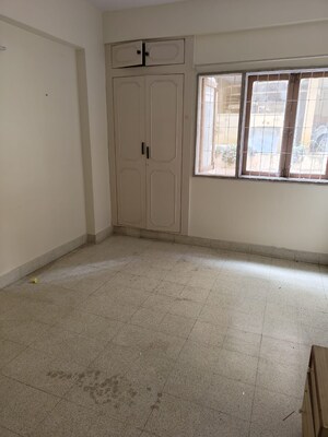 Room in 2 BHK Apartment at Classique Mansion, Indiranagar – for Rent