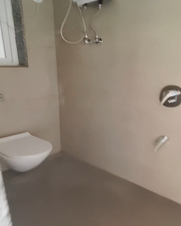 Bathroom, vaibhavlaxmi-queens-glory 1 Bedroom 637 Sq.Ft. Apartment In Chembur Mumbai 9507746
