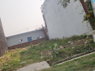  Plot For Sale in Gaur City 2